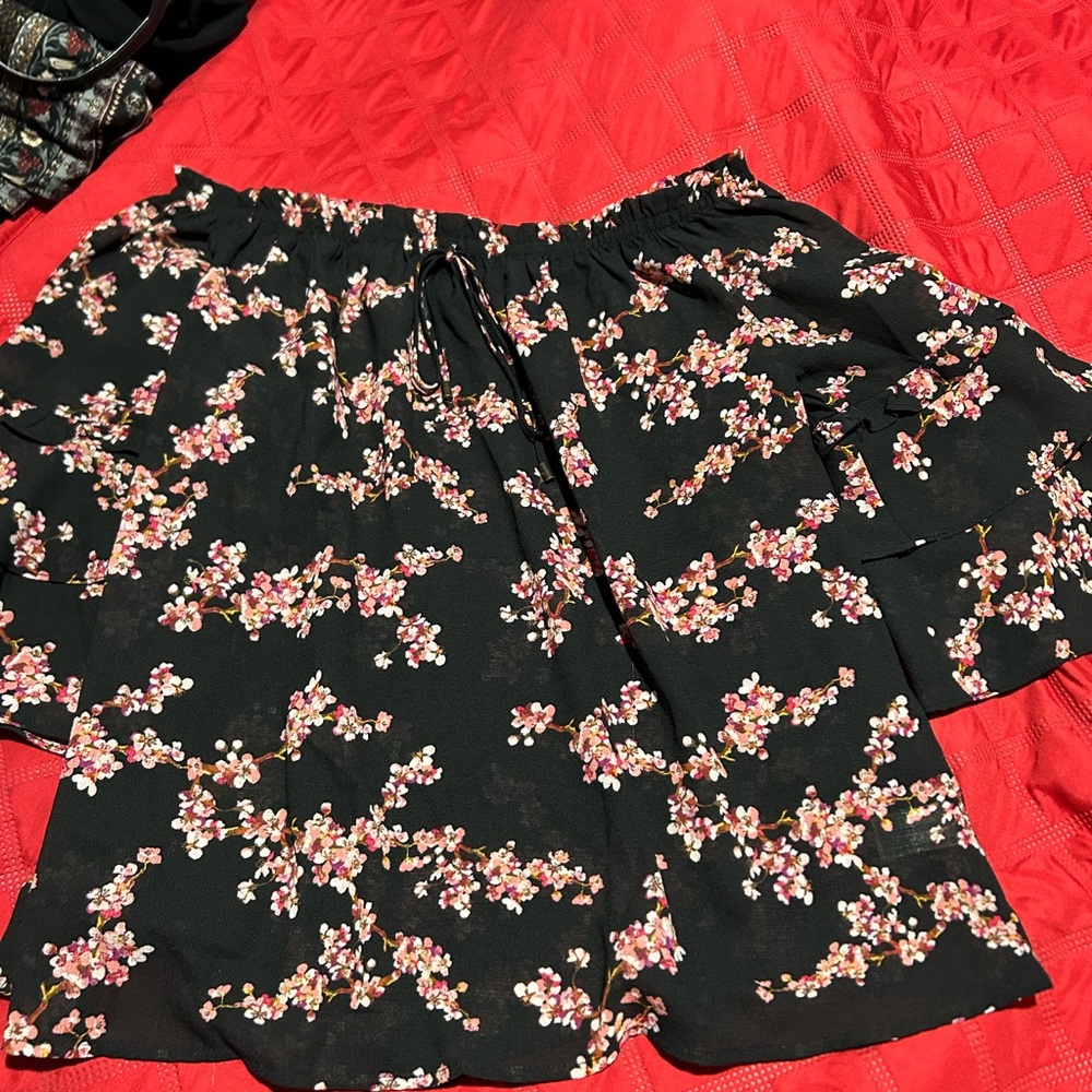 Floral Black Blouse